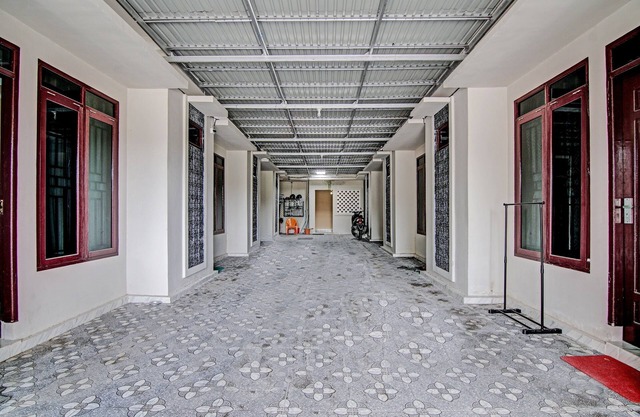 Hotel O Sandira Syariah