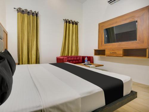 Hotel O Shree Ji Hotel & Banquet