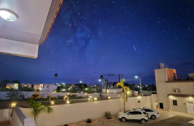 Hotel Oasis