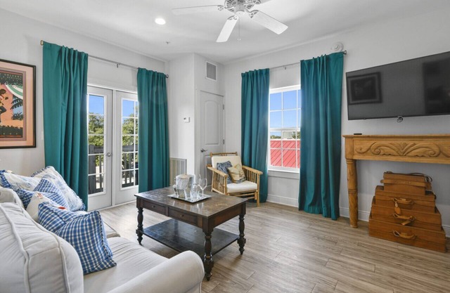 Hotel Pass Christian Junior Suite 303