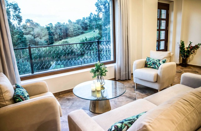 Hotel Penas Blancas