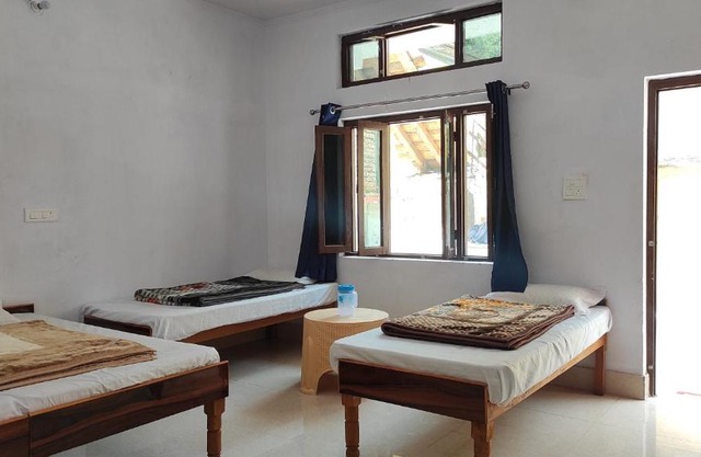 HOTEL PINE RESORT NETALA