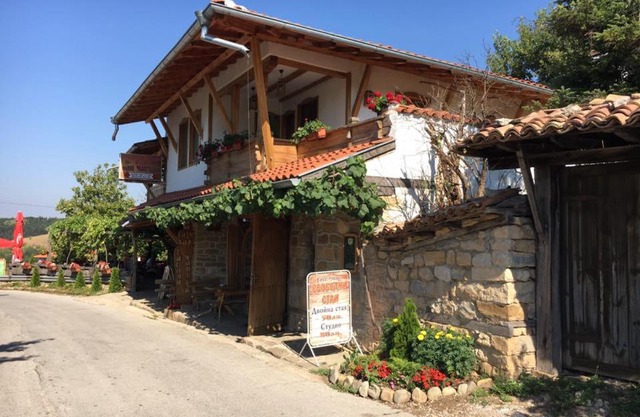 Hotel Pri Chakara