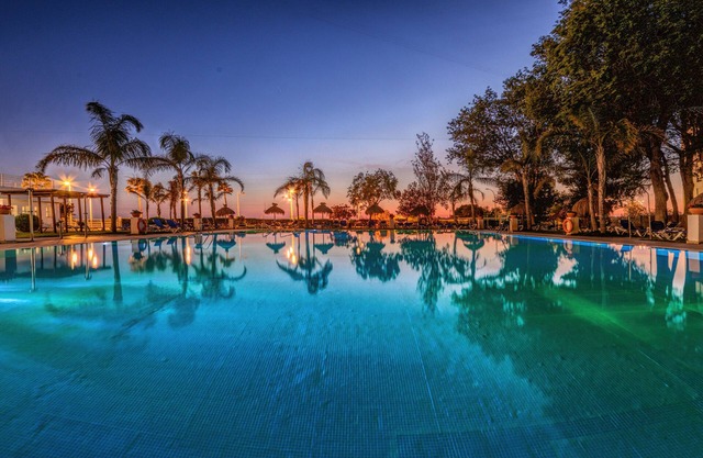 Hotel Puertobahia & Spa