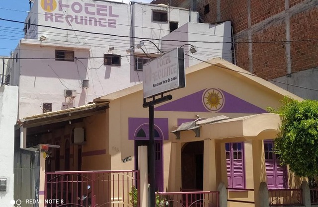 HOTEL REQUINTE
