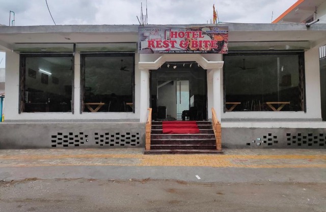 Hotel Rest and Bite, Vikasnagar