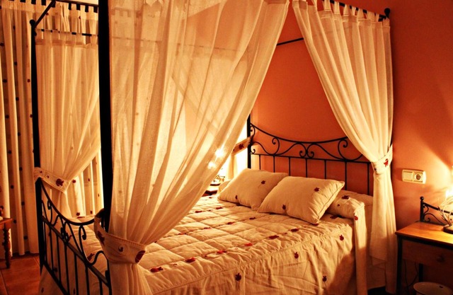 Hotel Rural Tirontillana