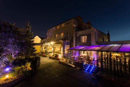 Hotel Savoy