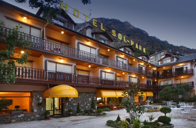 Hotel 