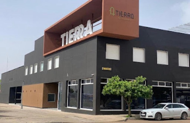 Hotel Tierra