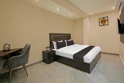 Hotel TUNIGHT