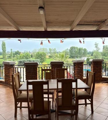 Hotel Vila E Kuqe