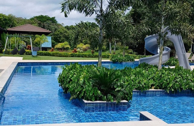 HOTEL VISTA LAGO
