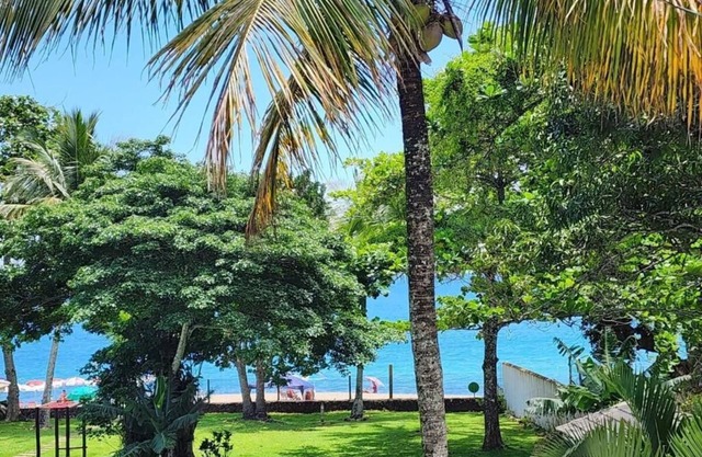 House 20 m from Toque Toque Grande beach with Air Conditioning and Starlink Wi-Fi