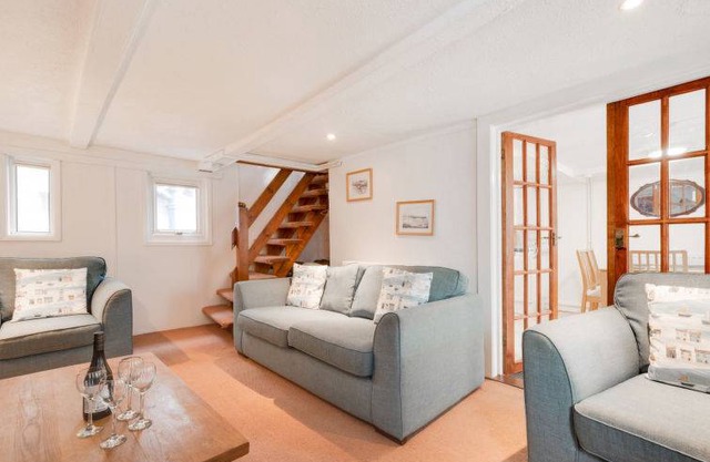 House ∙ 3 bedrooms ∙ 5 guests