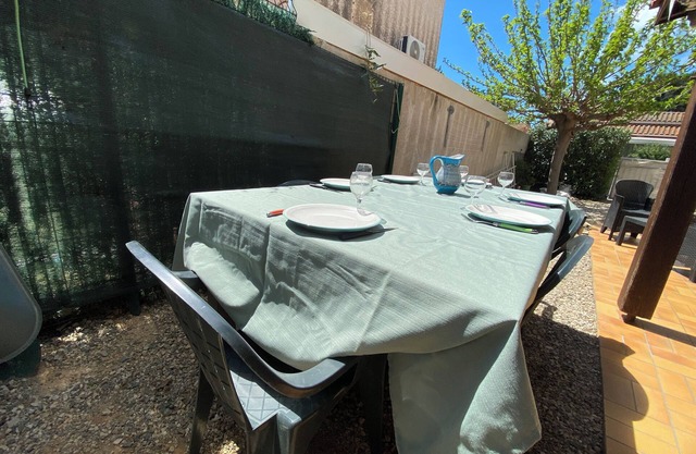 House 350 m from the beach pets welcome