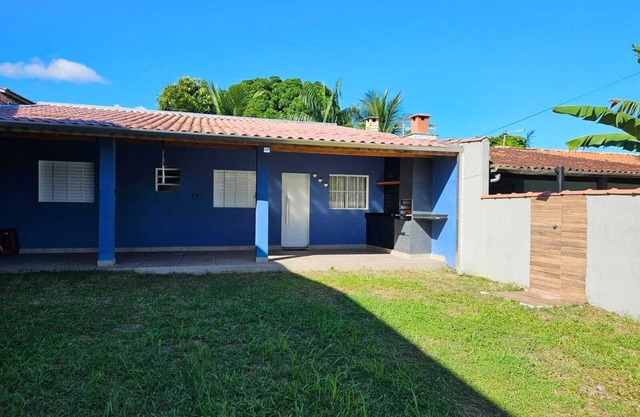 HOUSE 500 METERS FROM THE BEACH IN THE CENTER OF MASSAGUAÇU WITH BALCONY, BARBECUE AND WI-FI