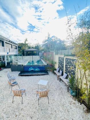 House at the Heart of Entrance! Sleeps18