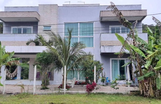 House between greenery and sea Praia do Mariscal