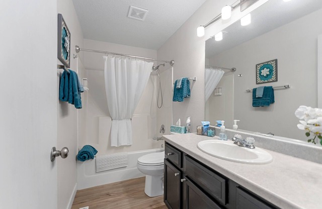 House By Sanford Sports Complex - Family Friendly with private HOT TUB