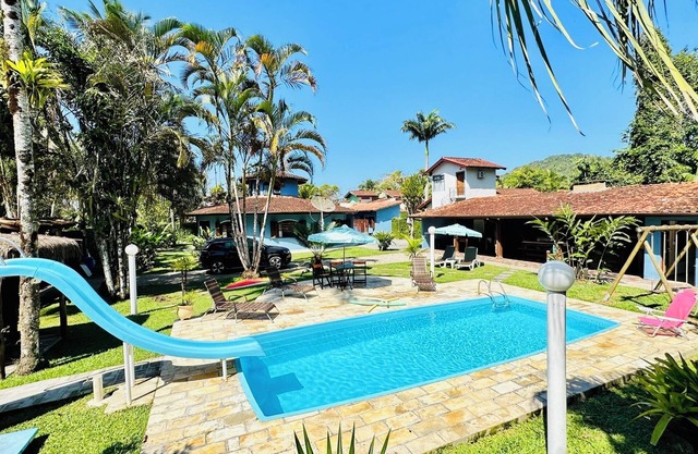 House cond. Itamambuca, split air, 60m beach, Wi-Fi, swimming pool, playground, billiards
