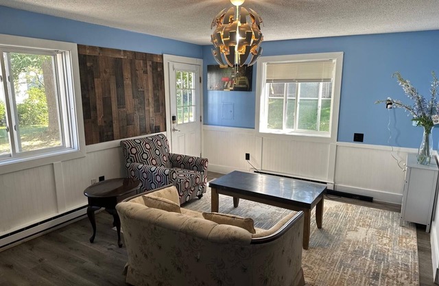 House dwelling that combines The bedroom kitchen and living area into one space