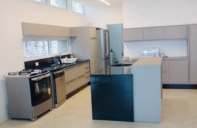 House facing the sea in Maresias