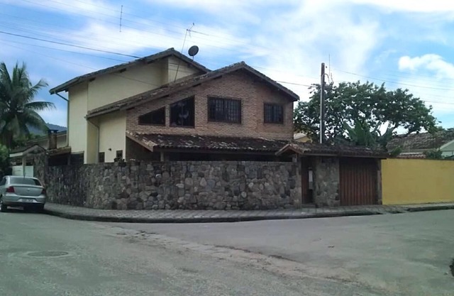 House for rent in the Center of Ubatuba