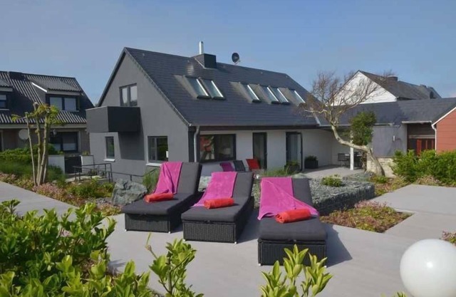 House - House Sathurn