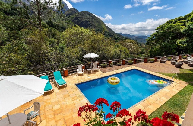 House in Araras: Pool, Sauna, and Included Services!