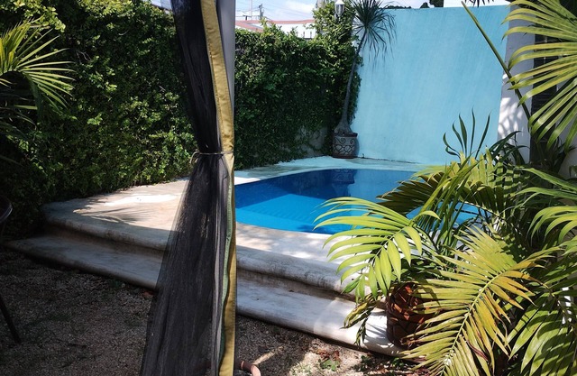 HOUSE IN FRANCISCO DE MONTEJO, MÉRIDA, YUCATÁN WITH THREE BEDROOMS, POOL AND BAR.
