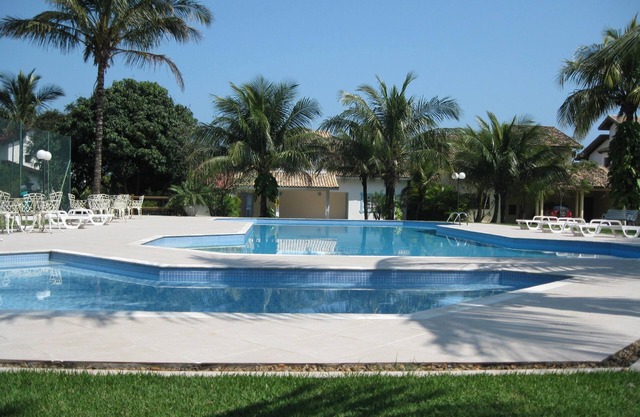 House in gated community - Maresias - 4 suites