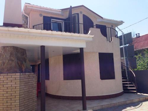 House in Karolino-Buhaz