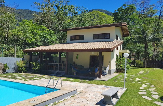 House in Maresias with pool, between the beach and the Atlantic Forest