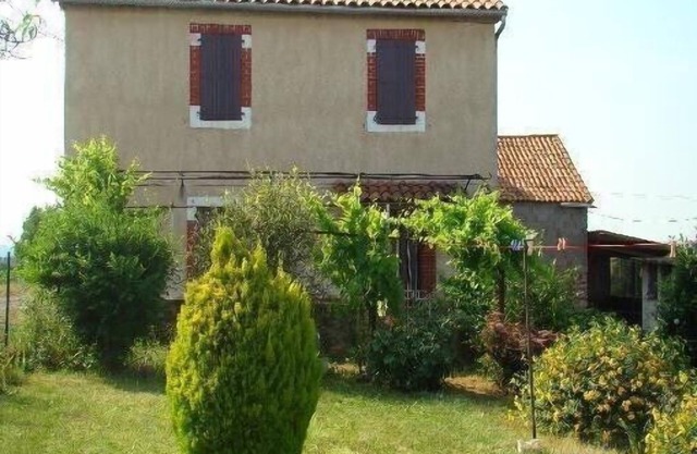 House in the countryside near a lake