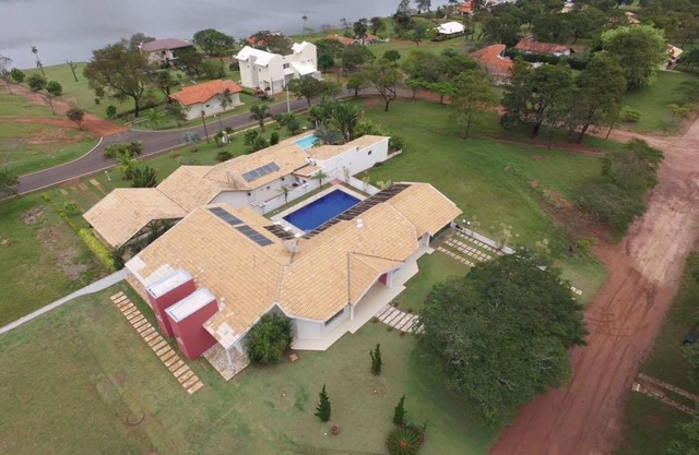 House in the Dam (200m from the border), swimming pool, 4 suites of comfort in nature