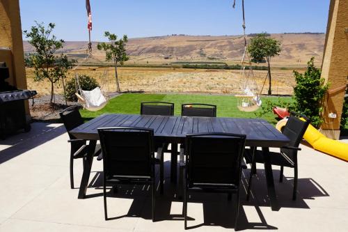 House in the farm מקום שומר שבת וכשרות