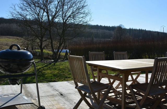 House in the heart of the forest in Viroinval with sauna