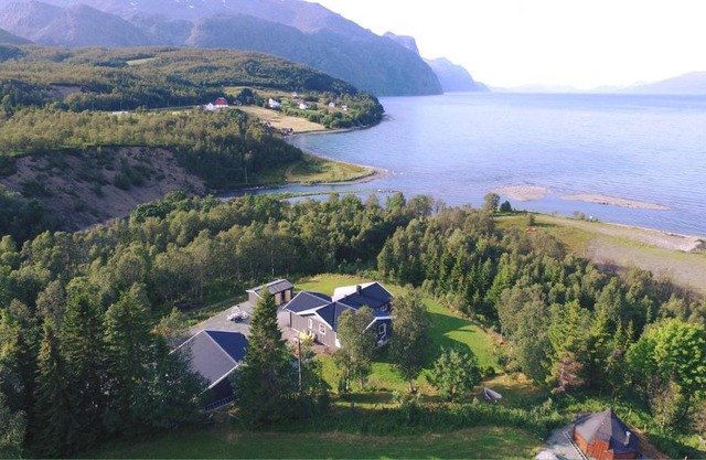 House in the heart of the Lyngen Alps with Best view