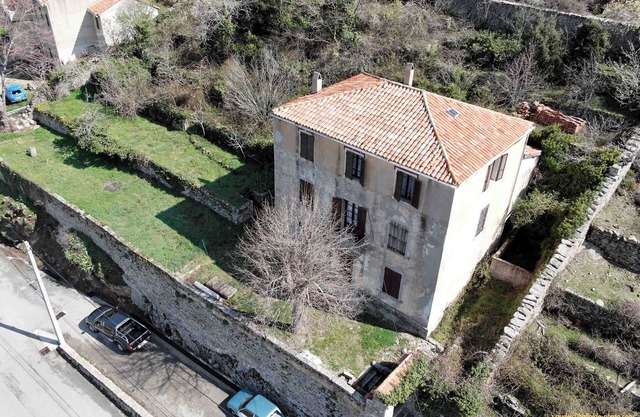 House in the mountains, 10 minutes from the Aitone forest and its natural swimming pool
