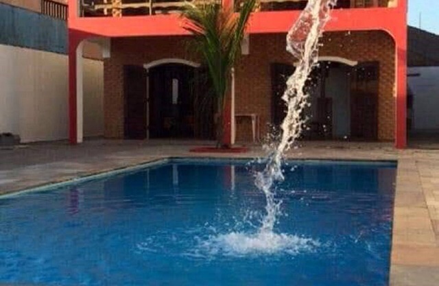 House itanhaem (swimming pool) 80m from the beach.