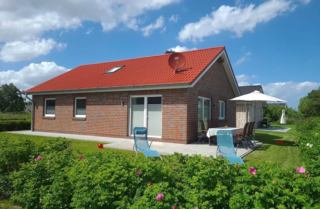 House JADEHUUS- Holiday home with a view for 6 people