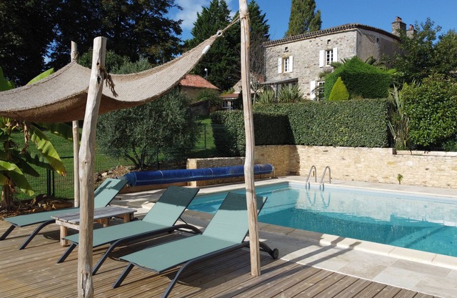 House La Vallée 6 persons with swimming pool 3* France