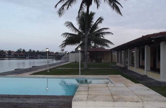 House Luxury Warhead Cabo Frio, with pool, barbecue, fireplace, grassy field