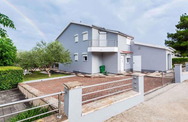 House Neda