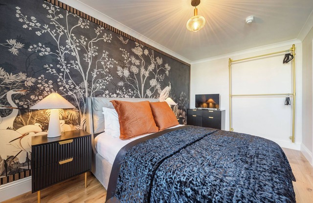 House of Cambridge Gardens Flat E in Notting hill