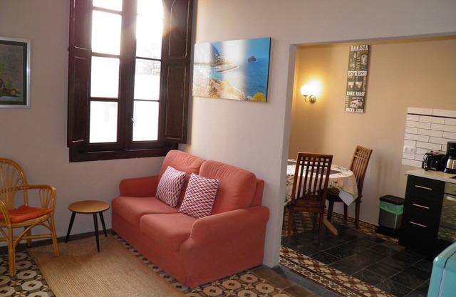 House of Isora relaxation and discovering Garachico