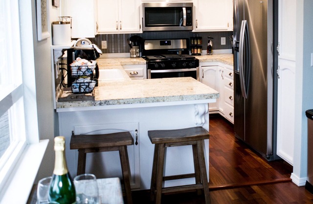 House on Burton- Monthly Vacation Rental