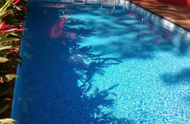 House on Camburi beach in a gated community with swimming pool