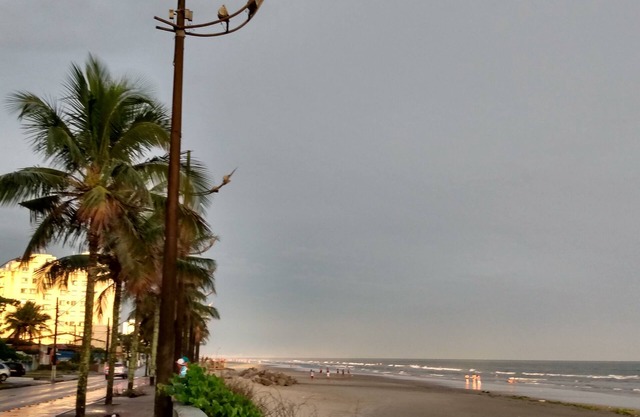 HOUSE ON MONGAGUÁ BEACH.